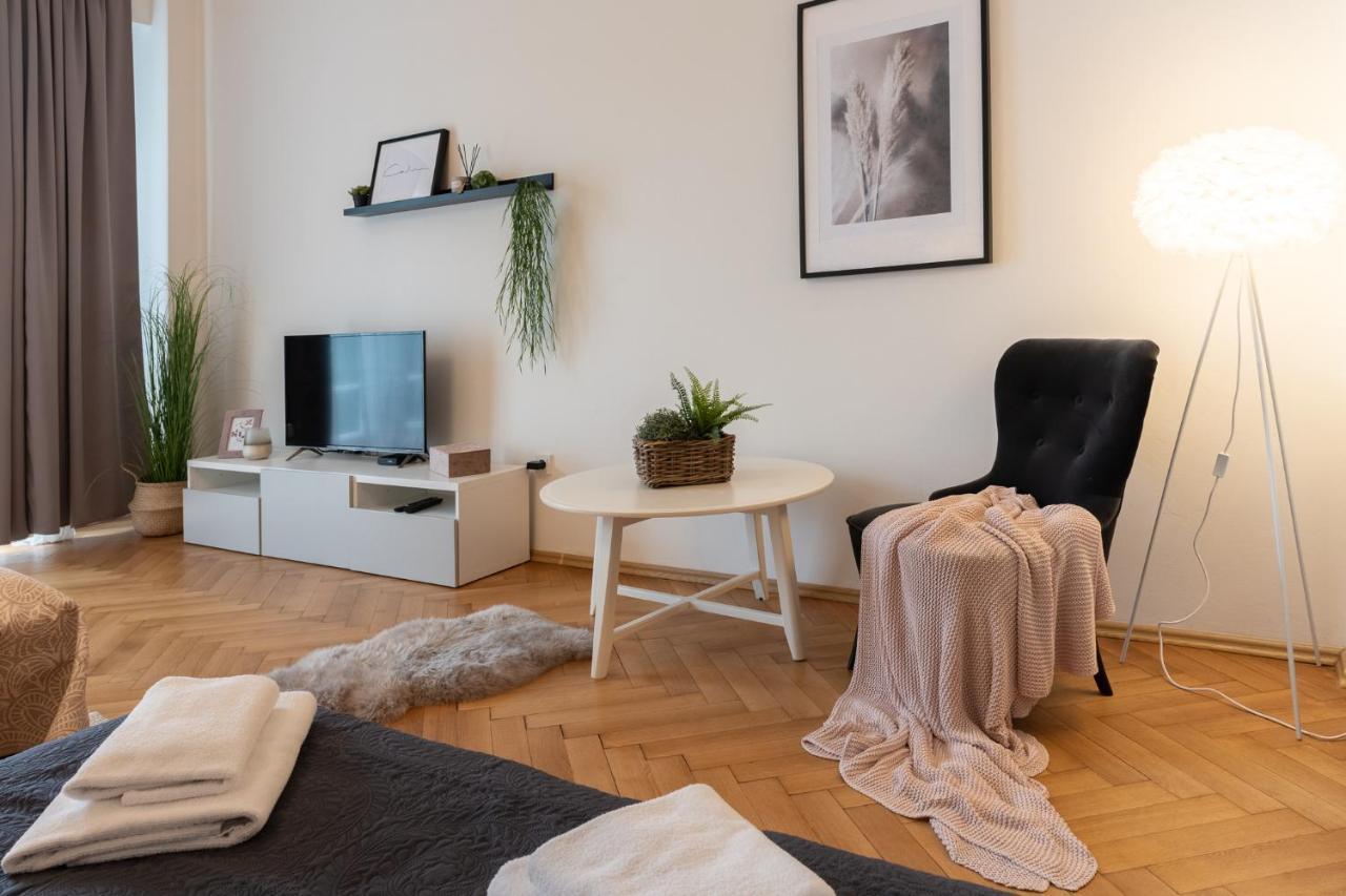 Luxury apartment in prime location Prague Extérieur photo