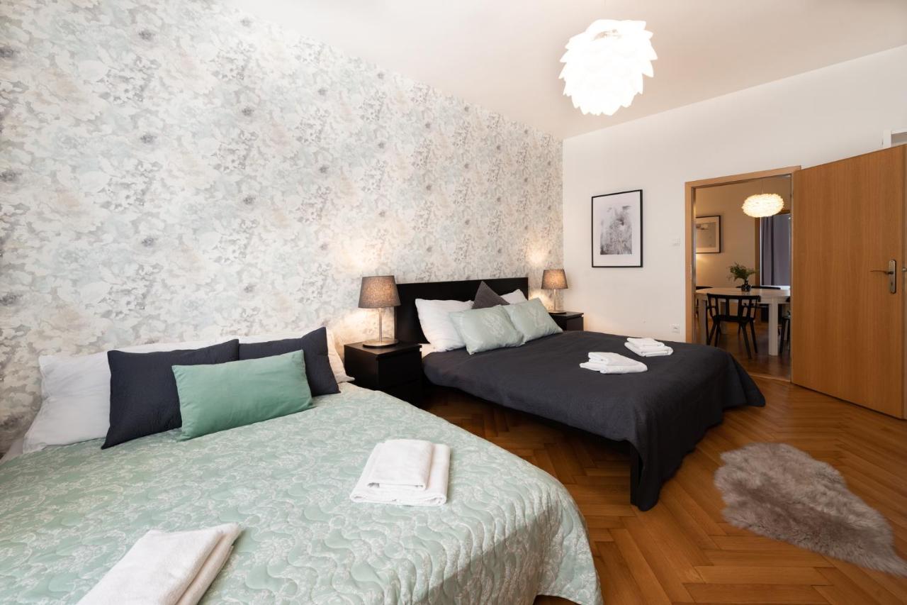 Luxury apartment in prime location Prague Extérieur photo